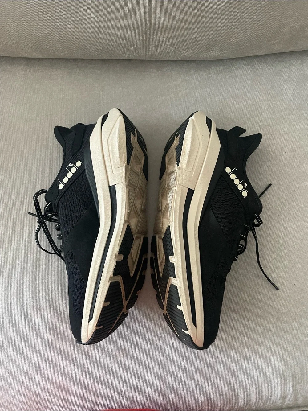 Diadora Running Shoes